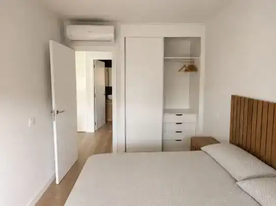 Schlafzimmer von Wohnungen zur Miete in Mogán mit Klimaanlage, Privatgarten und Abstellraum