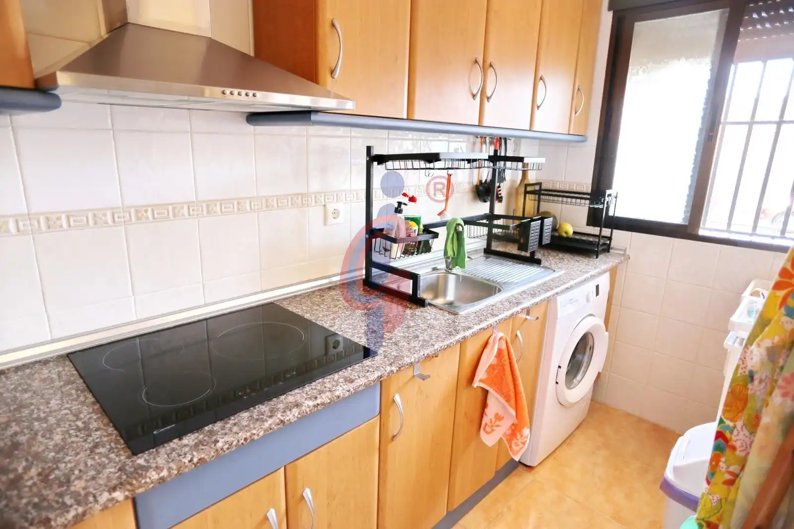 Cocina de Planta baja en venta en Daya Nueva con Jardín privado, Terraza y Amueblado