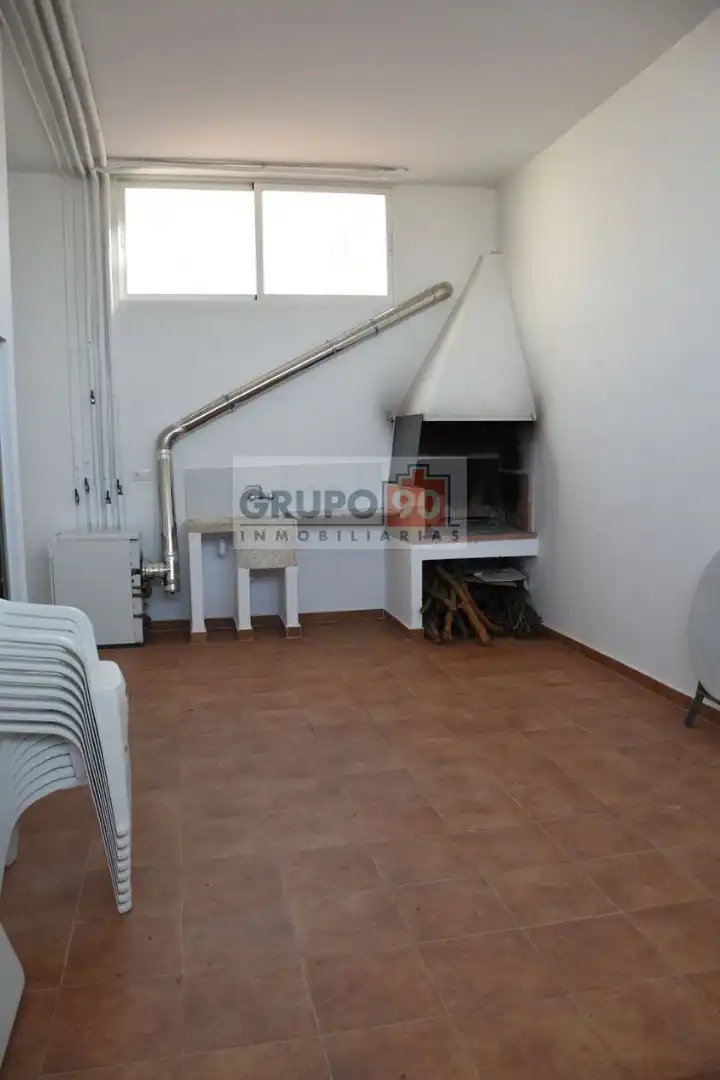 Cocina de Casa adosada en venta en Requena con Terraza y Trastero