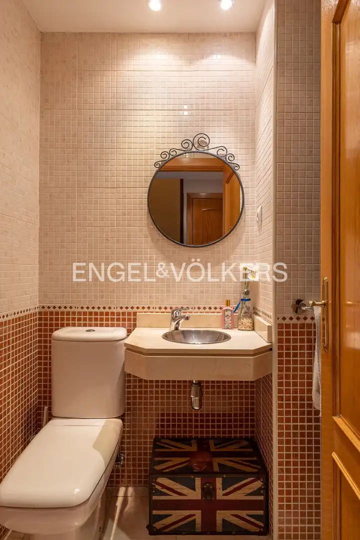 Baño de Dúplex en venta en Majadahonda con Aire acondicionado, Calefacción y Jardín privado
