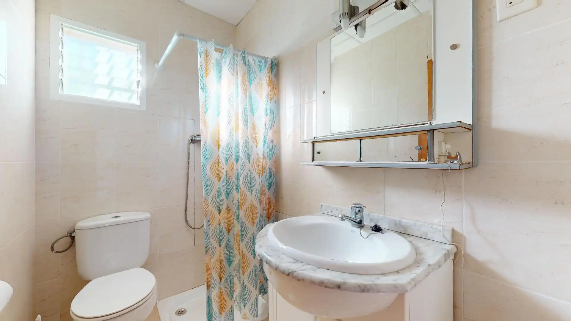 Bany de Casa o xalet en venda en Cartagena amb Jardí privat, Terrassa i Piscina