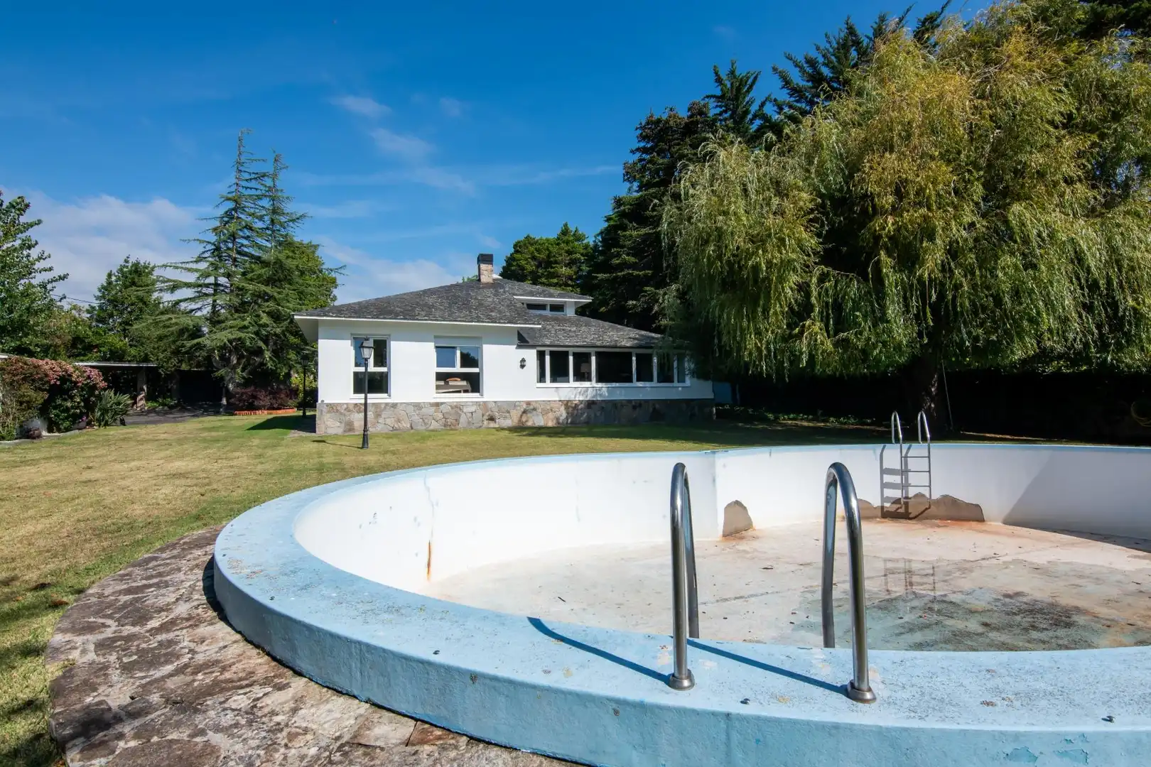 Schwimmbecken von Haus oder Chalet zum Verkauf in Oleiros mit Heizung, Privatgarten und Abstellraum