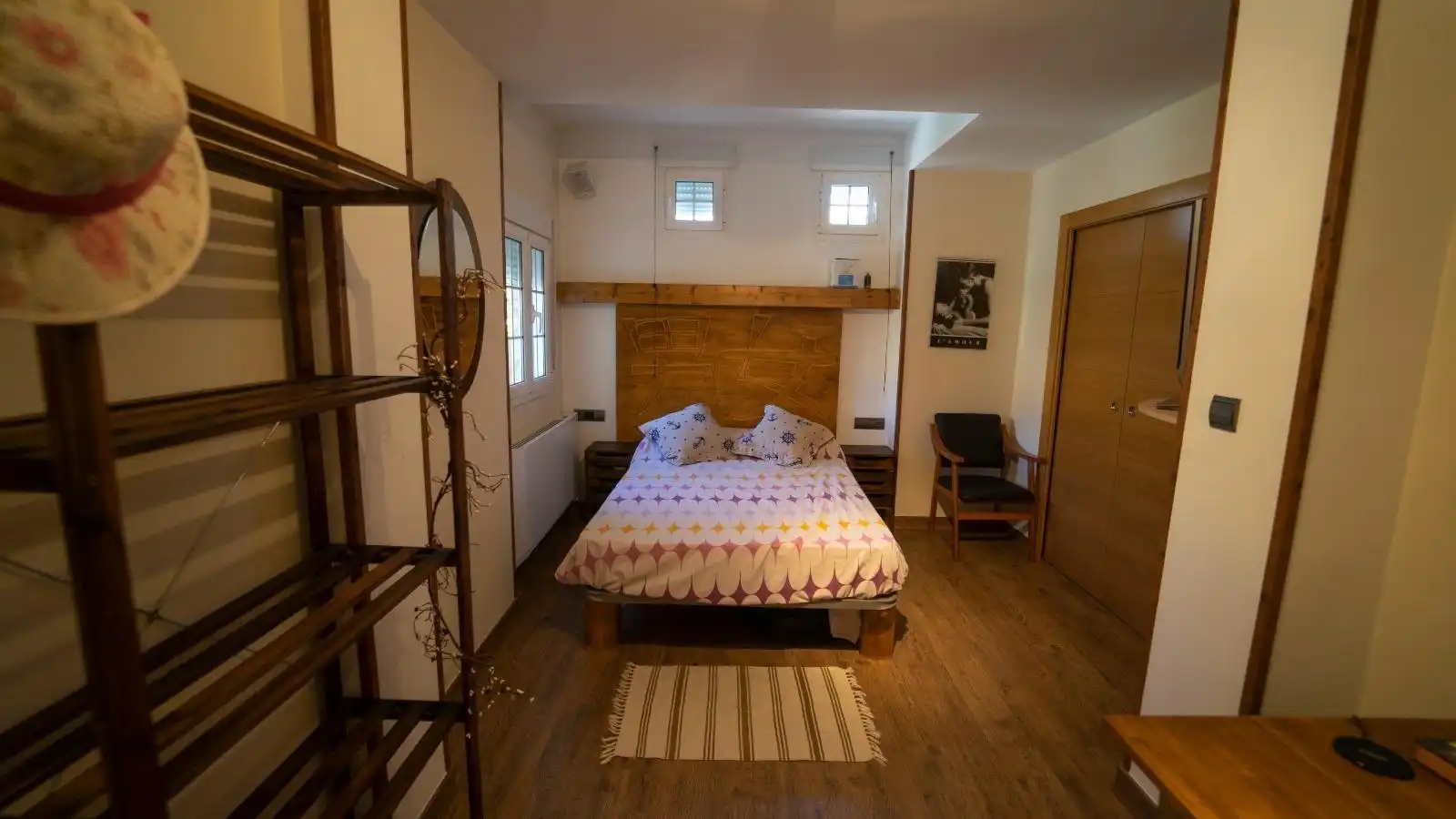 Habitación de Casa o chalet de alquiler en Huétor Vega con Aire acondicionado, Piscina y Amueblado