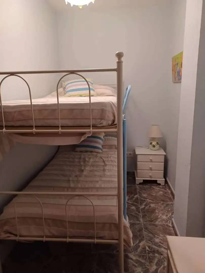 Habitación de Apartamento de alquiler en Torremolinos con Aire acondicionado, Calefacción y Terraza