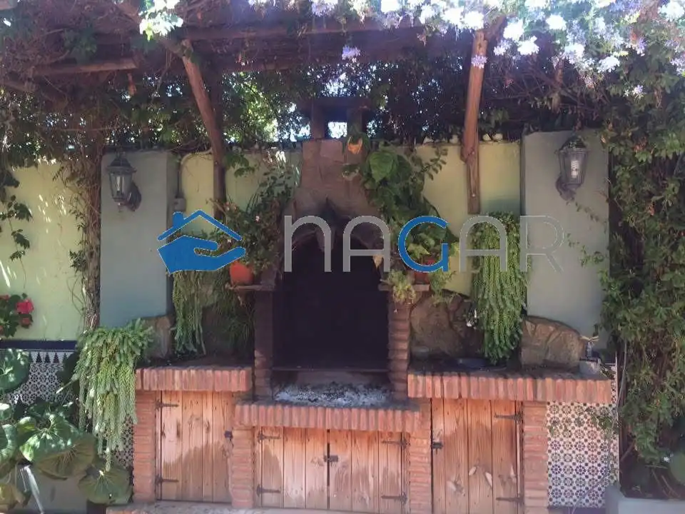 Country homes for sale in La Línea de la Concepción  with Swimming Pool and Furnished