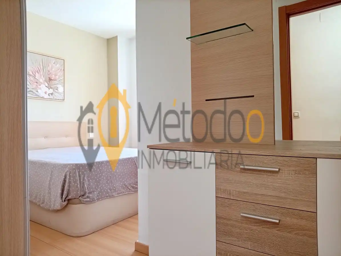 Bedroom of Flat for rent in Sevilla  with Air Conditioner, Heating and Parquet flooring