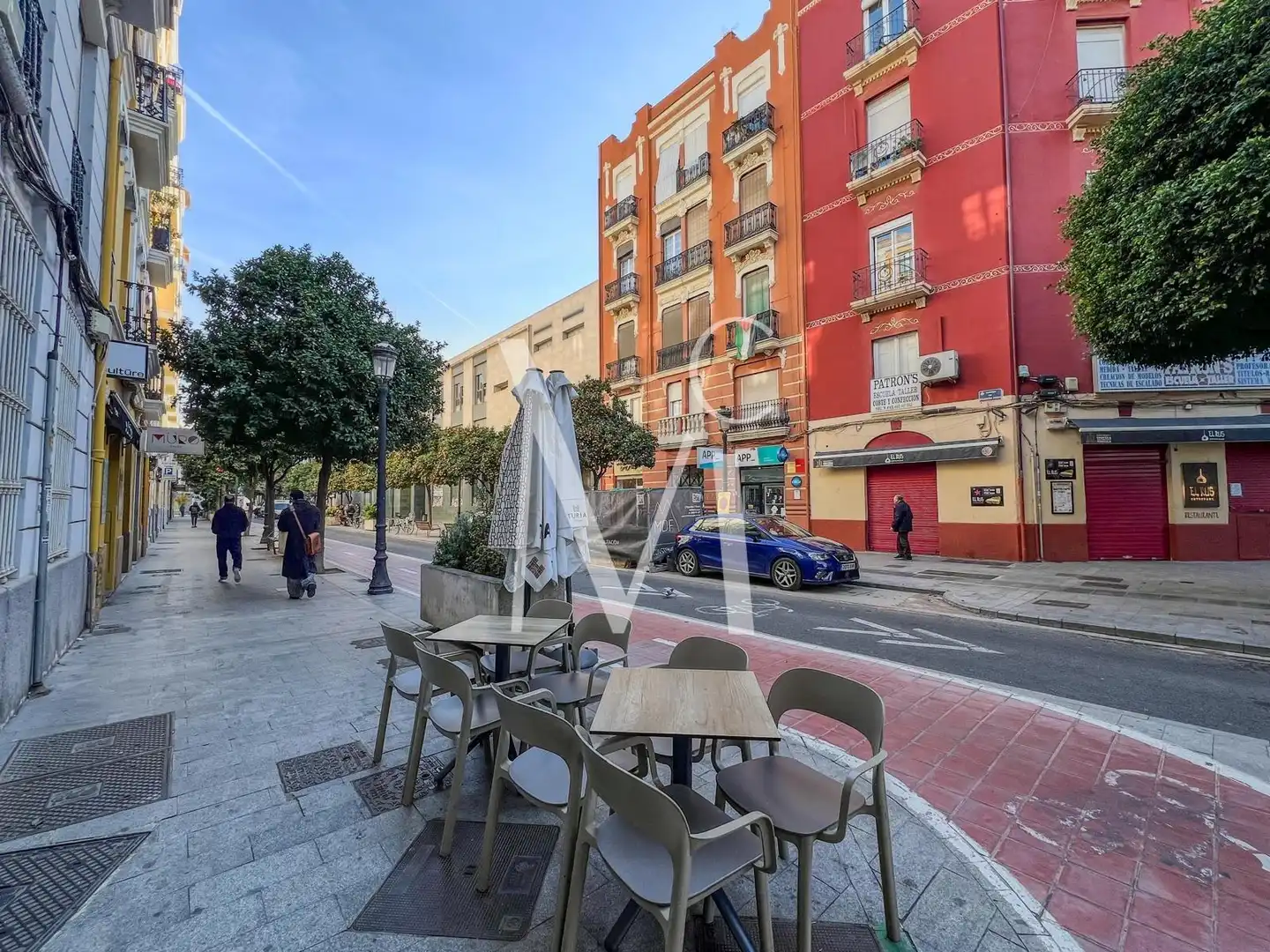Exterior view of Commercial properties for rent in Valencia