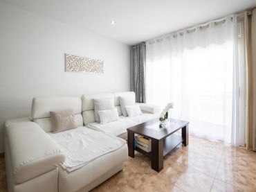 Maisonette mit Balkon zum Verkauf in La Llàntia