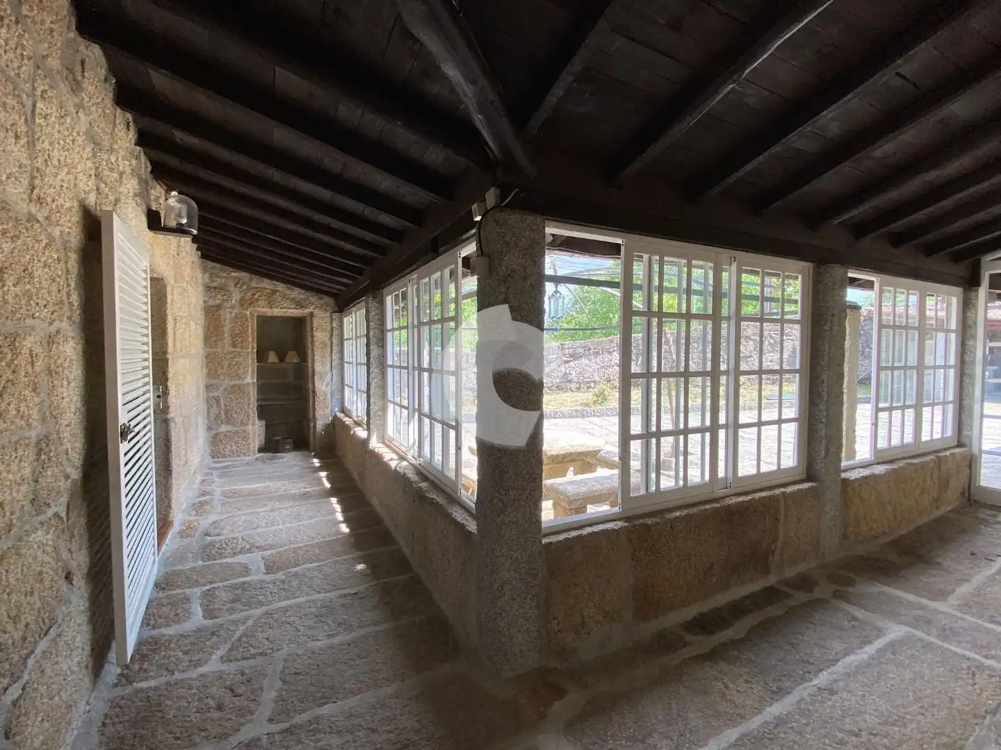 Casa o xalet en venda en San Cibrao das Viñas amb Calefacció, Jardí privat i Parquet