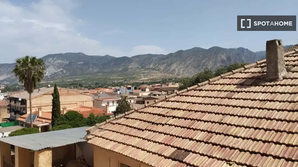 Vista exterior de Apartamento para compartir en Dúrcal con Aire acondicionado, Terraza y Amueblado