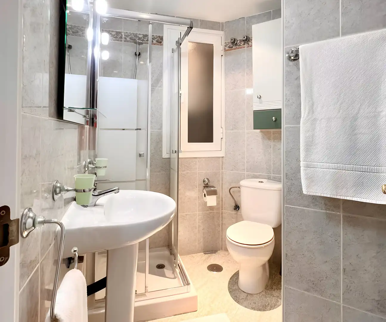 Apartament amb piscina en venda a Estepona Pueblo, imagen 15