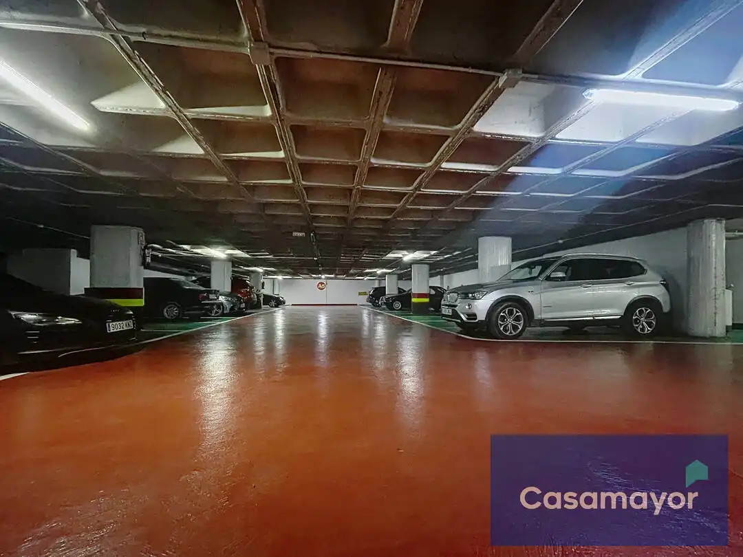 Garage for sale in Carrer Navas, 41, Barrio del Centro