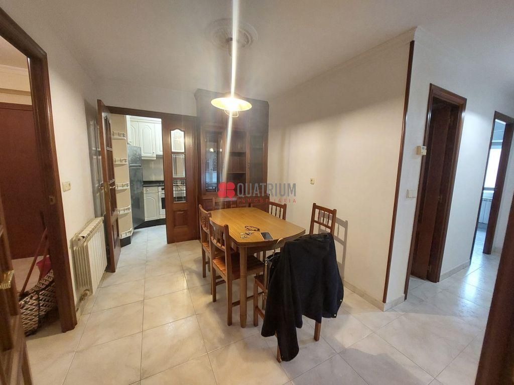 Pis de lloguer a Alexandre Bóveda, Campus Norte - San Caetano