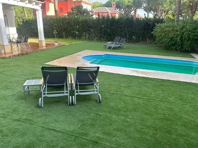 Piscina de Casa o chalet en venta en Chiclana de la Frontera con Aire acondicionado, Jardín privado y Trastero