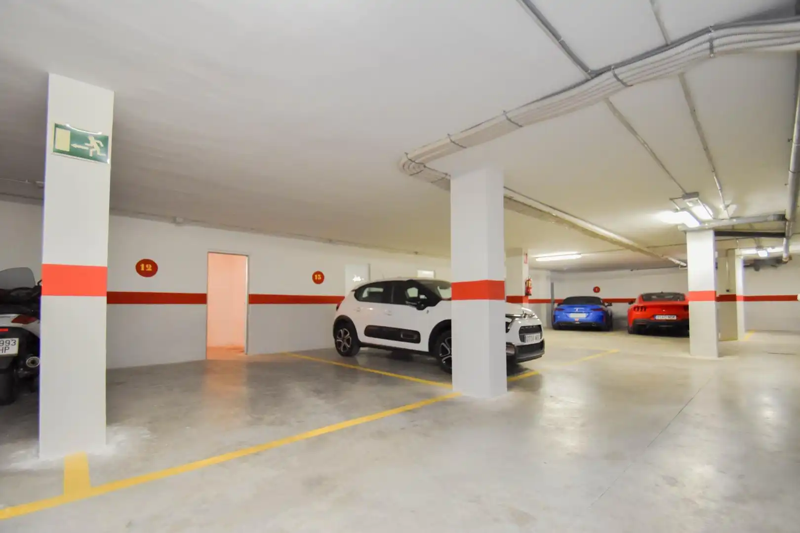 Parking de Piso en venta en Atarfe con Aire acondicionado, Calefacción y Trastero
