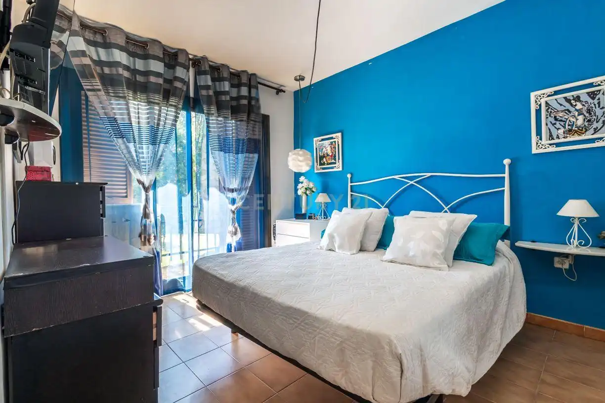 Bedroom of Apartments for sale in El Vendrell  with Air Conditioner and Oven