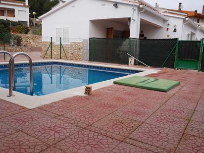 Piscina de Casa o xalet en venda en La Pobla de Montornès   amb Terrassa i Piscina