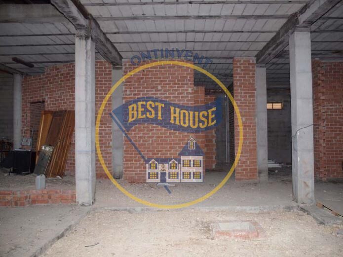 Nau industrial en venda en Bélgida