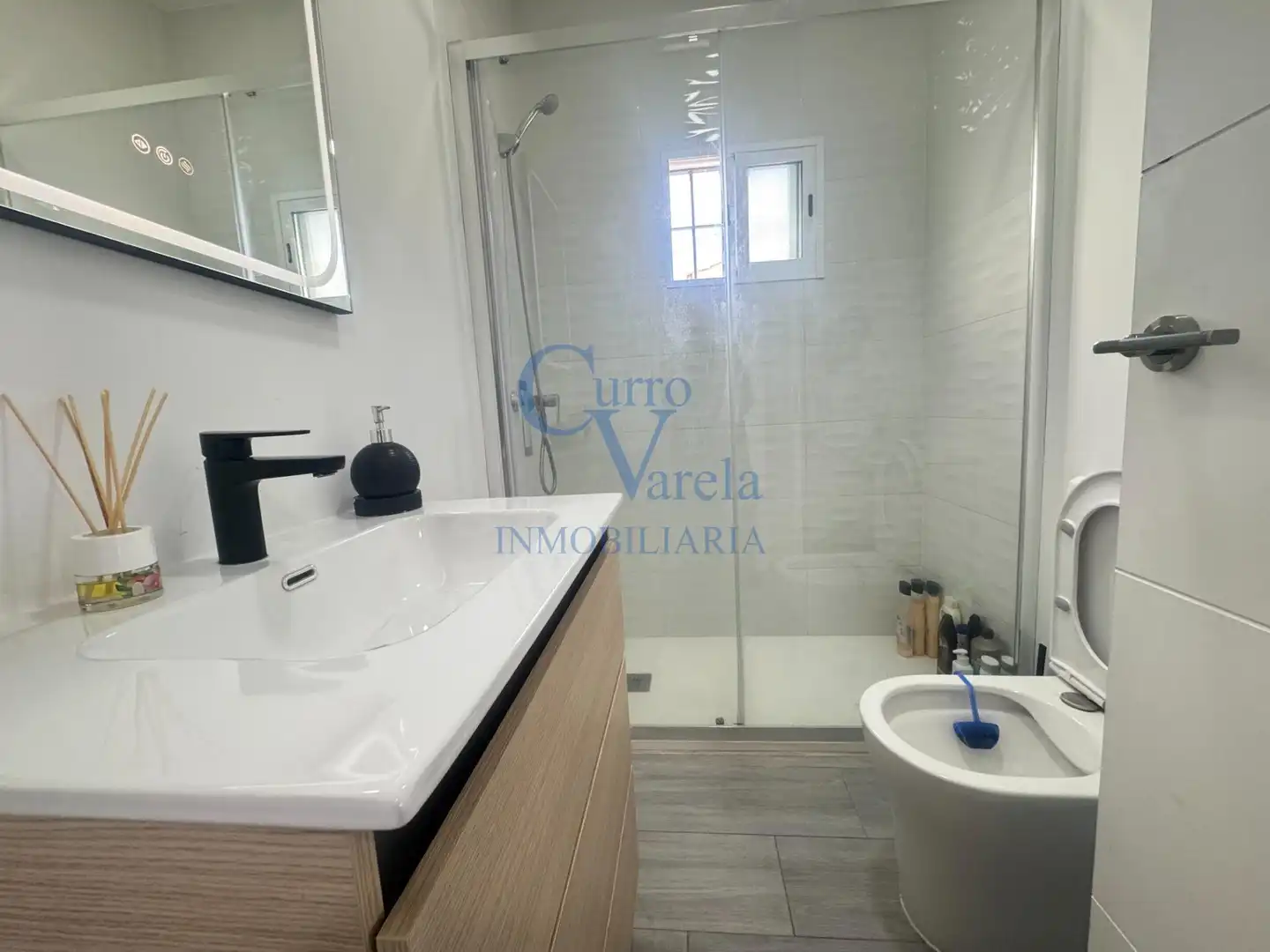 Baño de Finca rústica en venta en Dos Hermanas con Aire acondicionado, Calefacción y Jardín privado
