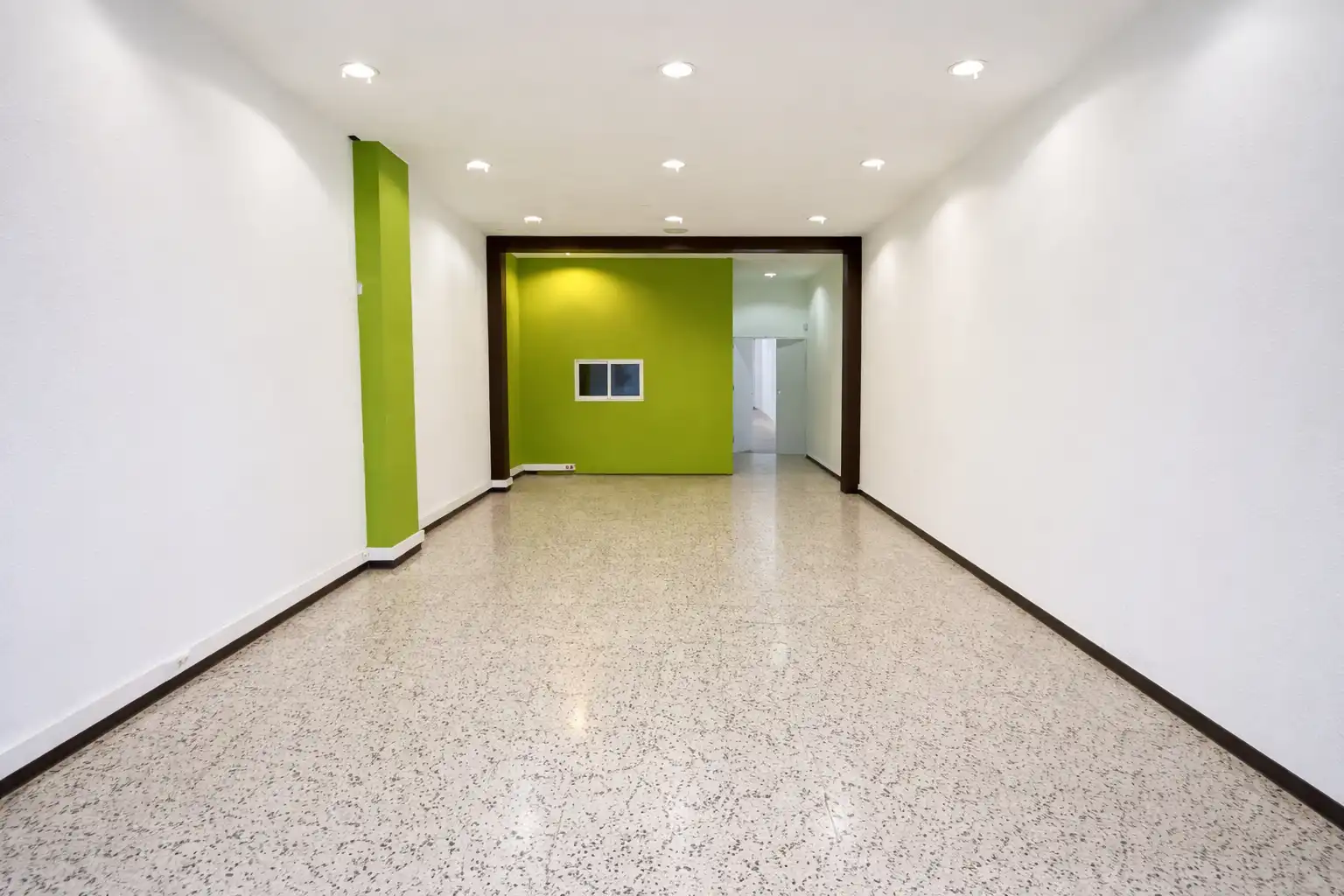 Business premises for sale in Carrer de la Mare Molas 25
