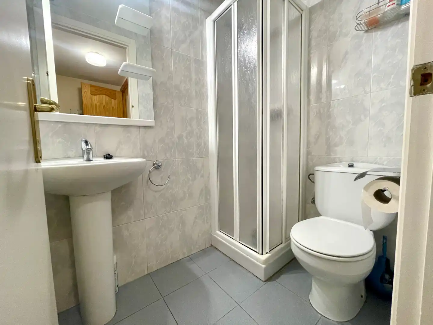 Baño de Casa adosada en venta en Sant Joan de les Abadesses con Calefacción, Jardín privado y Trastero