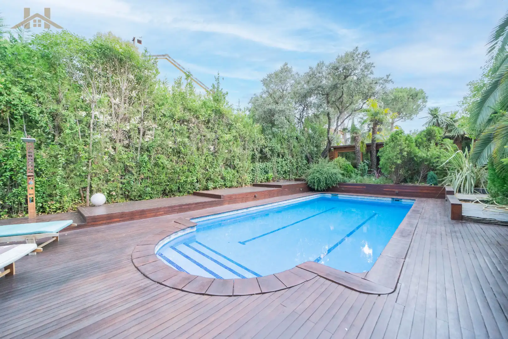 Piscina de Casa o chalet en venta en Boadilla del Monte con Aire acondicionado, Calefacción y Jardín privado