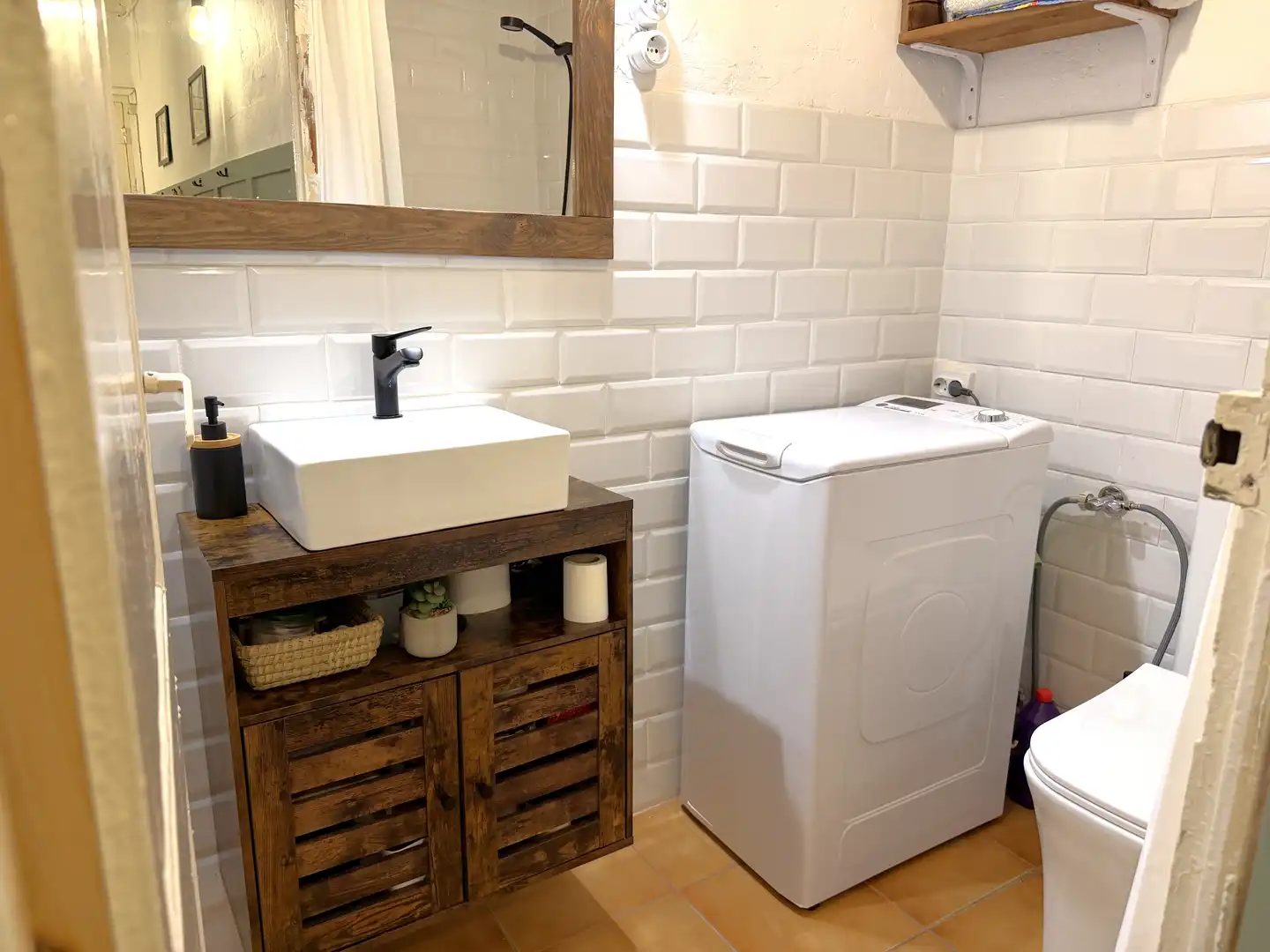 Baño de Piso en venta en Bagà con Horno