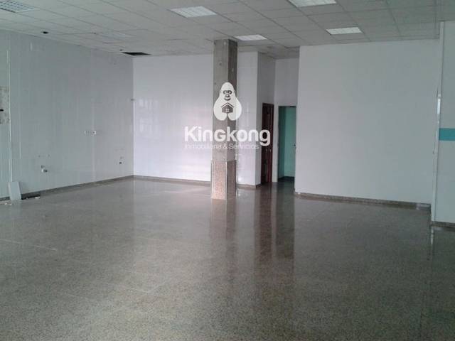 Local comercial en Alquiler en Catamaran en El Mirador - Grillero