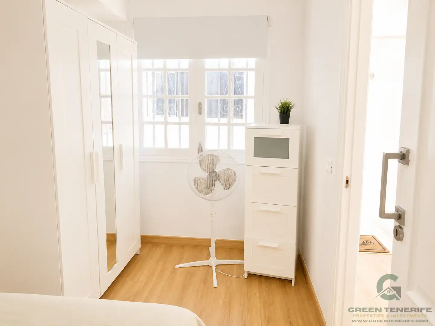 Bedroom of Flat for sale in Arona  with Storage room and Furnished