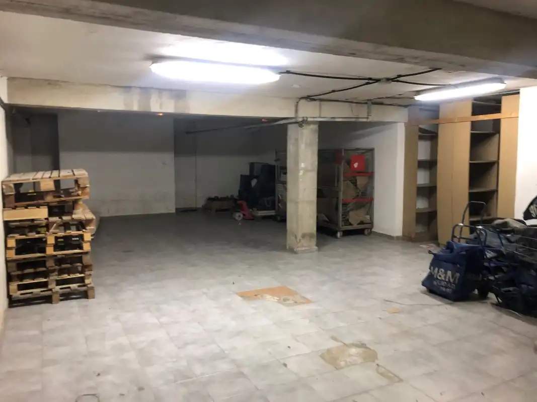 Local commercial à vendre à Carrer de la Constitució, imagen 18
