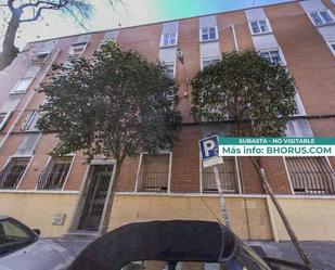 Exterior view of Flat for sale in  Madrid Capital  with Private garden