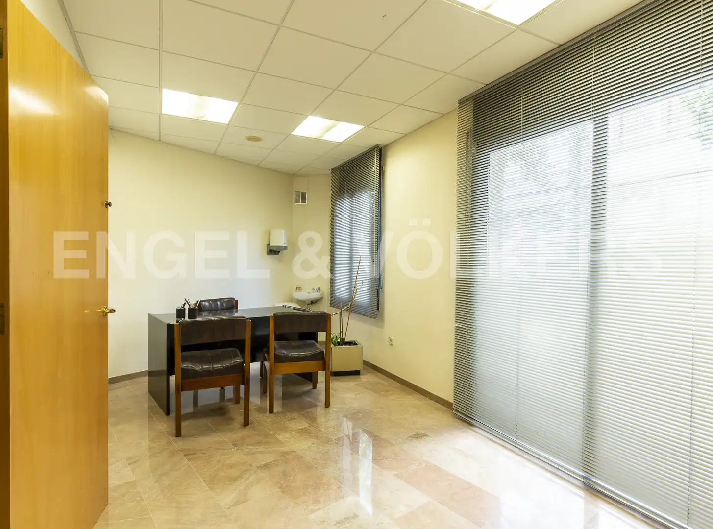 Office for sale in Manresa
