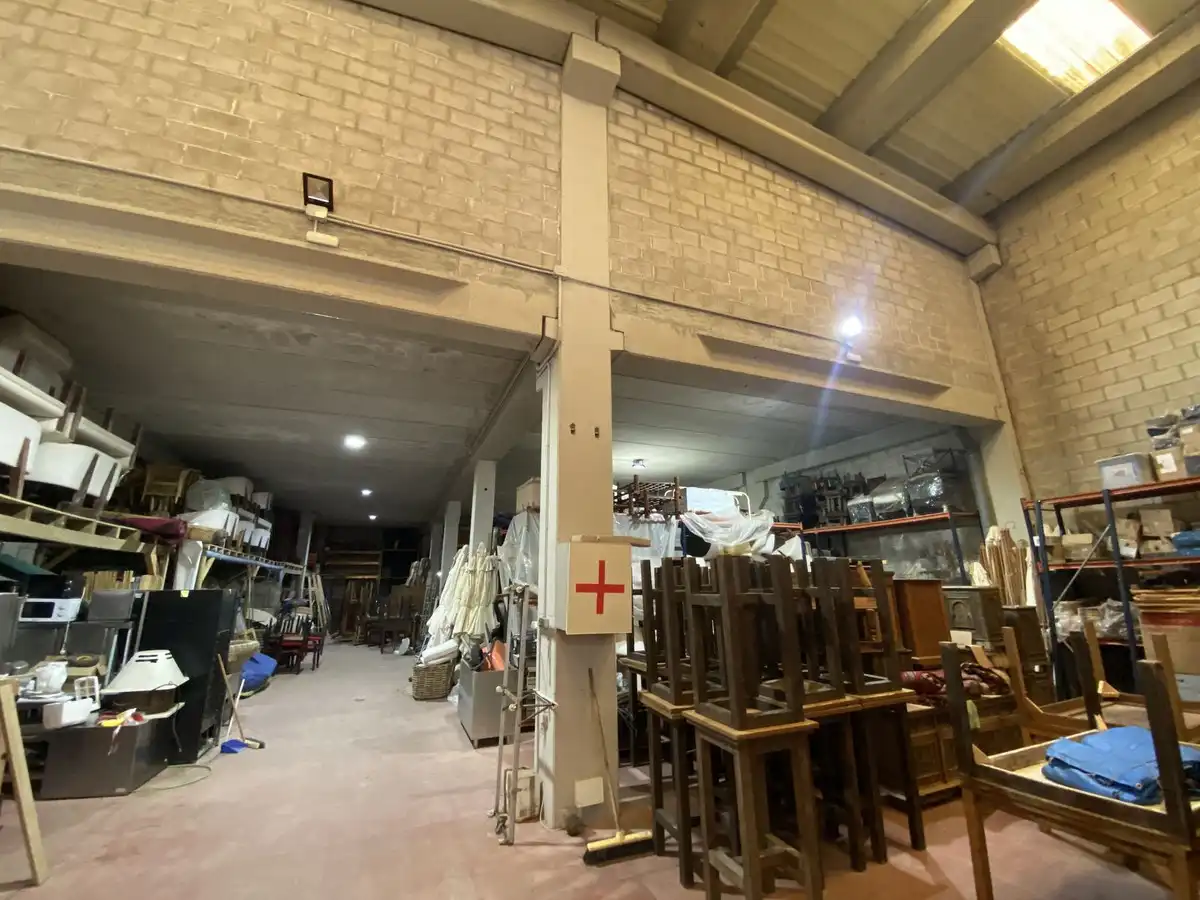 Nau industrial en venda en Marbella amb Alarma