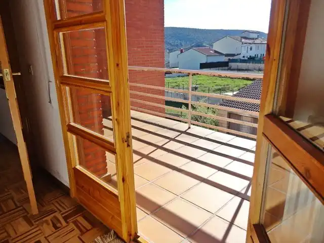 Terraza de Casa adosada en venta en Hontoria del Pinar con Calefacción, Terraza y Trastero