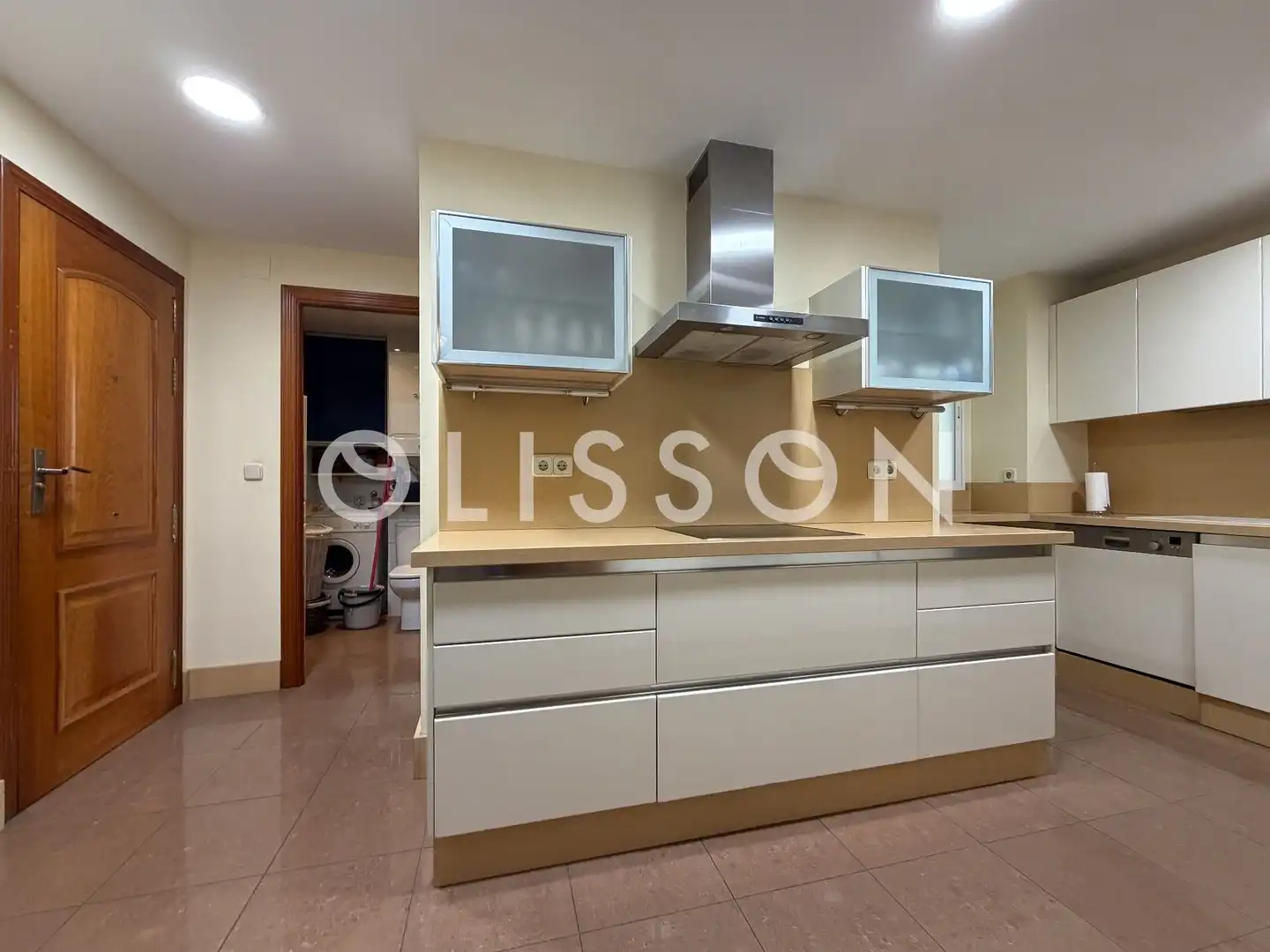 Cocina de Piso en venta en Madrid con Trastero