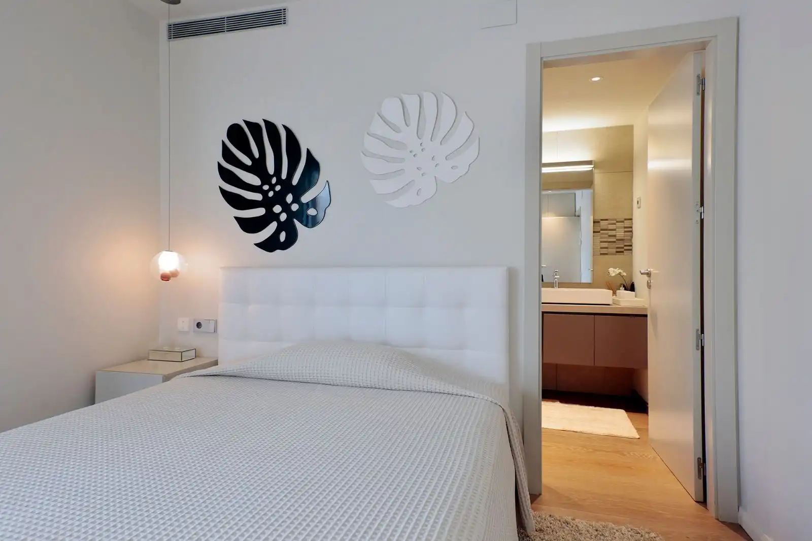 Habitación de Casa o chalet en venta en Gavà con Aire acondicionado, Calefacción y Jardín privado