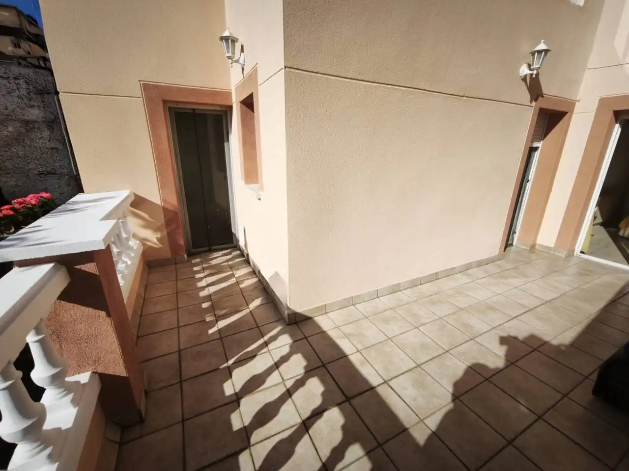 Casa o chalet en venta en Santa Coloma de Gramenet con Aire acondicionado, Jardín privado y Parquet