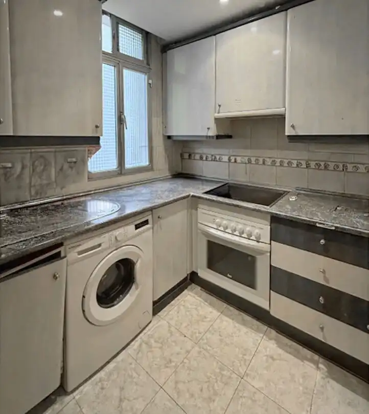 Cocina de Piso en venta en Madrid con Calefacción