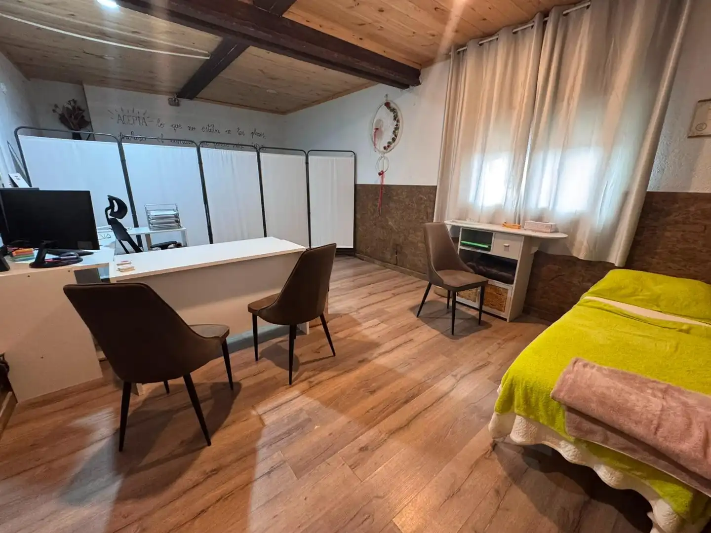 Dormitori de Casa o xalet en venda en Caldes de Malavella amb Aire condicionat, Calefacció i Jardí privat