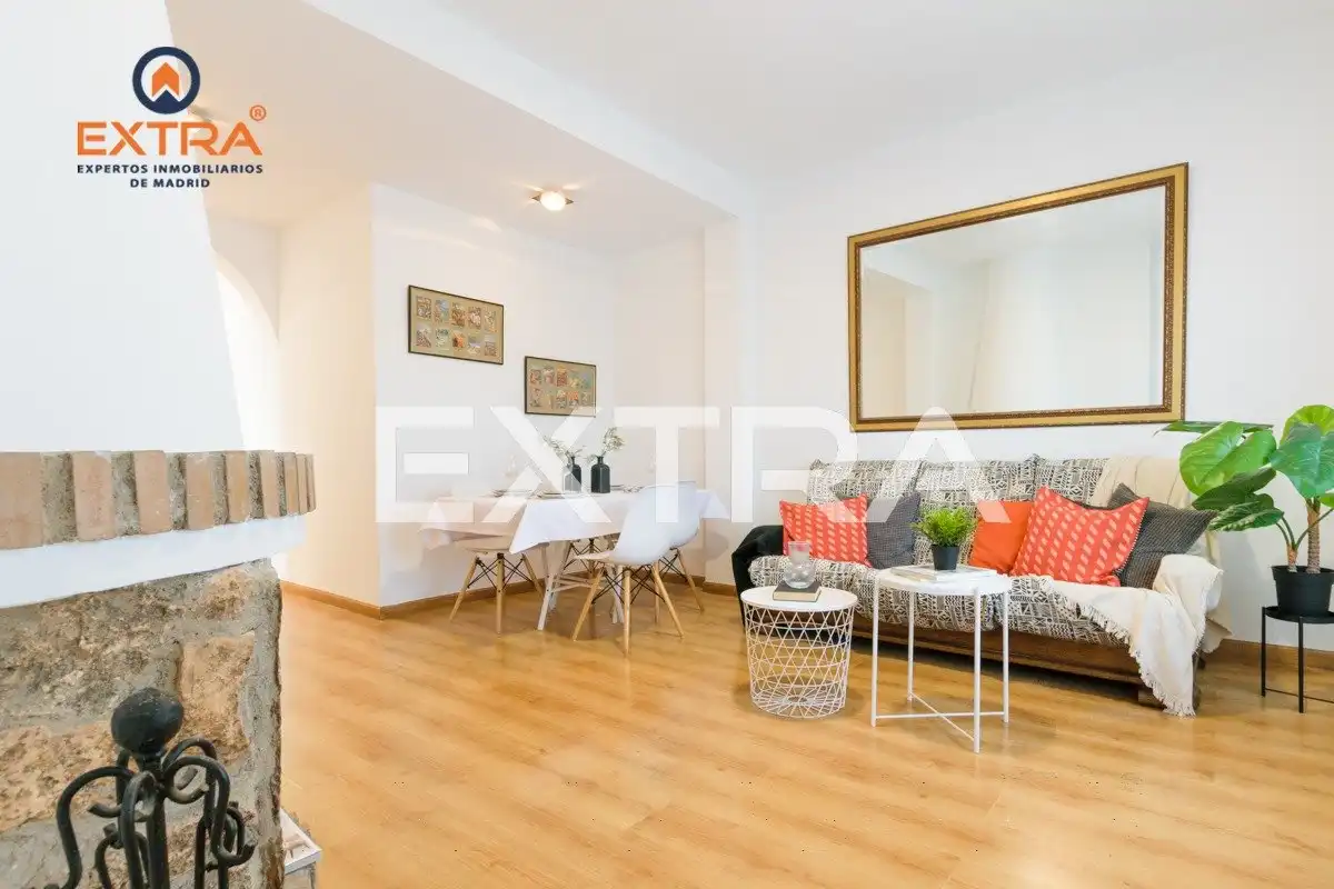 Attic for sale in Avenida Ciudad de Barcelona, Adelfas