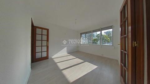 Foto 2 de Piso en venta en La Gavarra, Cornellà de Llobregat