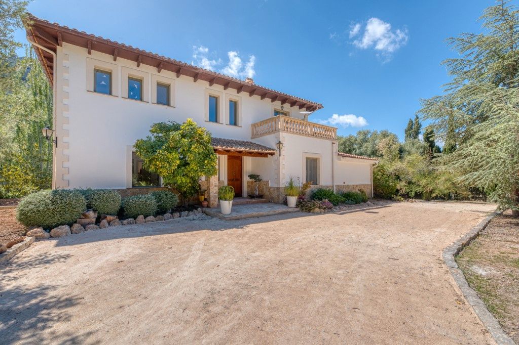 Vista exterior de Finca rústica en venda en Esporles amb Jardí privat i Piscina