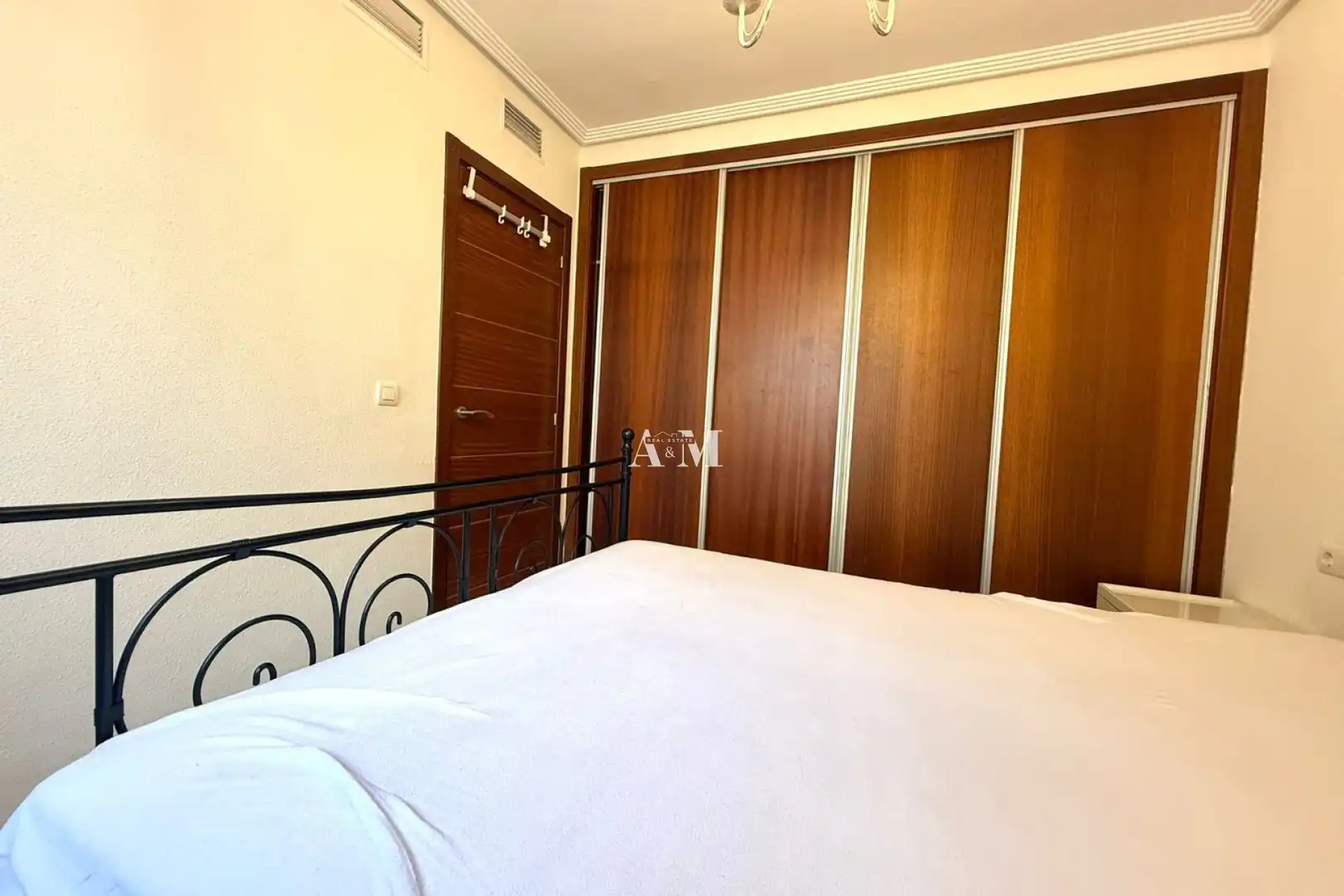 Bedroom of Flat for rent in Torrevieja  with Air Conditioner, Heating and Terrace