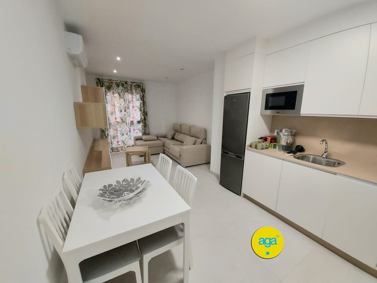 Cuina de Apartament de lloguer en  Jaén Capital amb Aire condicionat i Calefacció