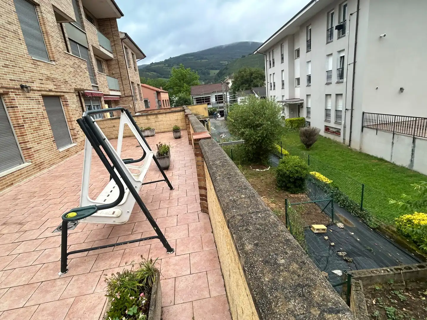 Terraza de Piso de alquiler en Corvera de Toranzo con Calefacción, Jardín privado y Terraza