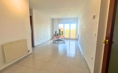 Living room of Flat for sale in Figueres  with Heating