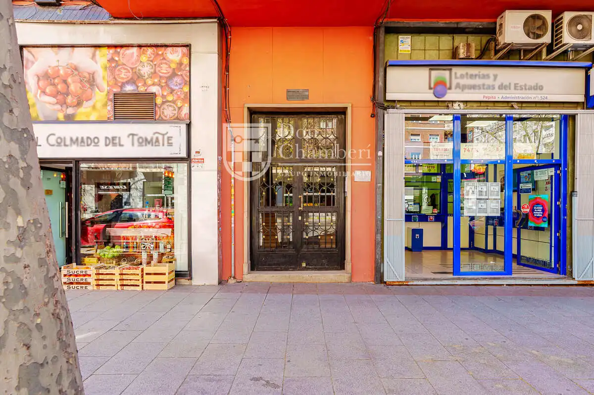 Wohnung zum Verkauf in Madrid mit Klimaanlage, Heizung und Möbliert