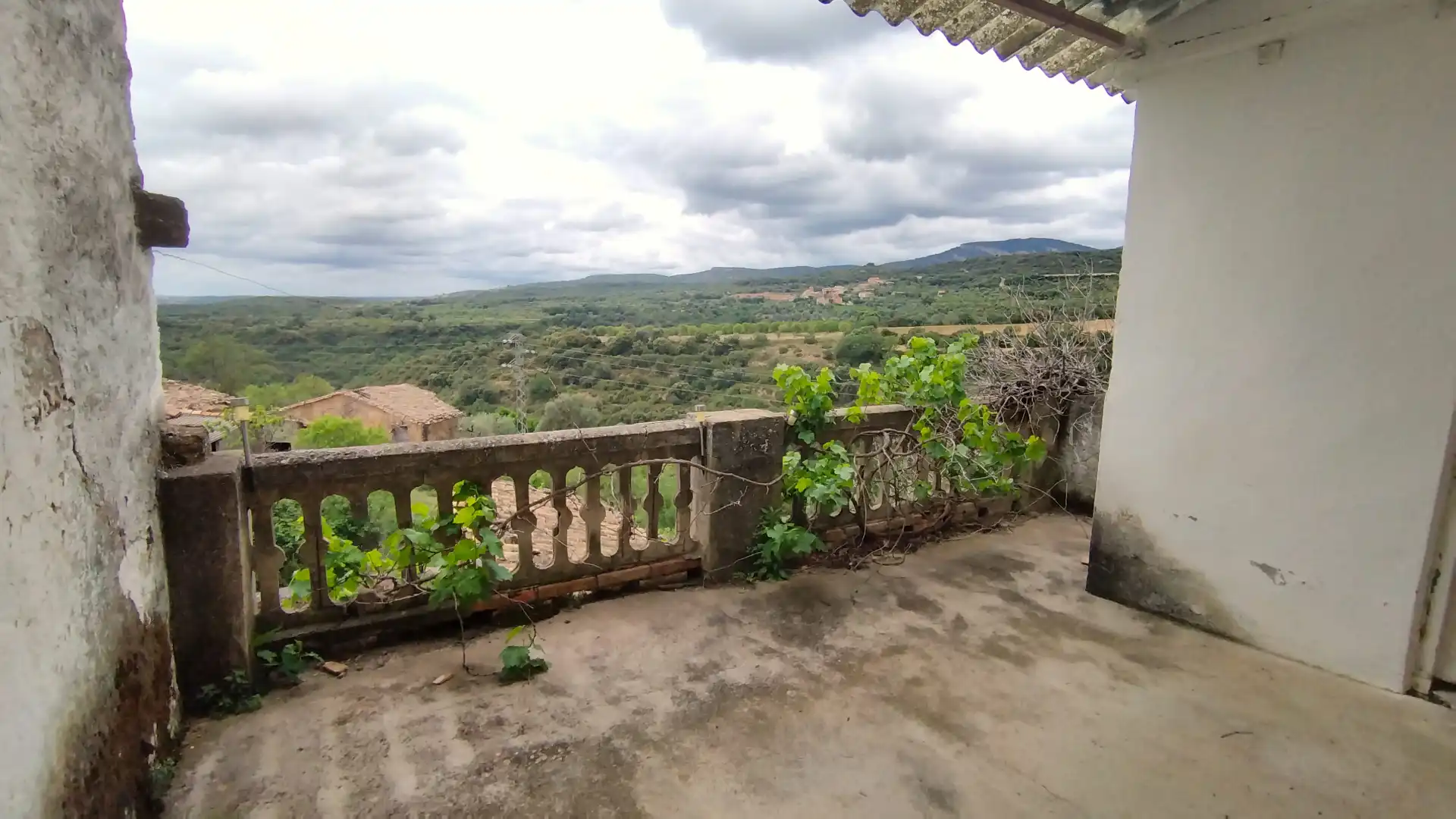 Finca rústica en venta en Colungo con Jardín privado, Terraza y Trastero