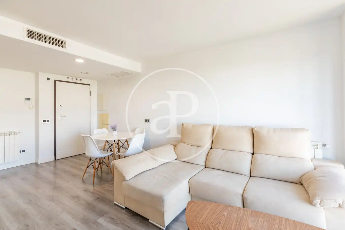 Sala de estar de Piso en venta en Madrid con Aire acondicionado, Calefacción y Jardín privado