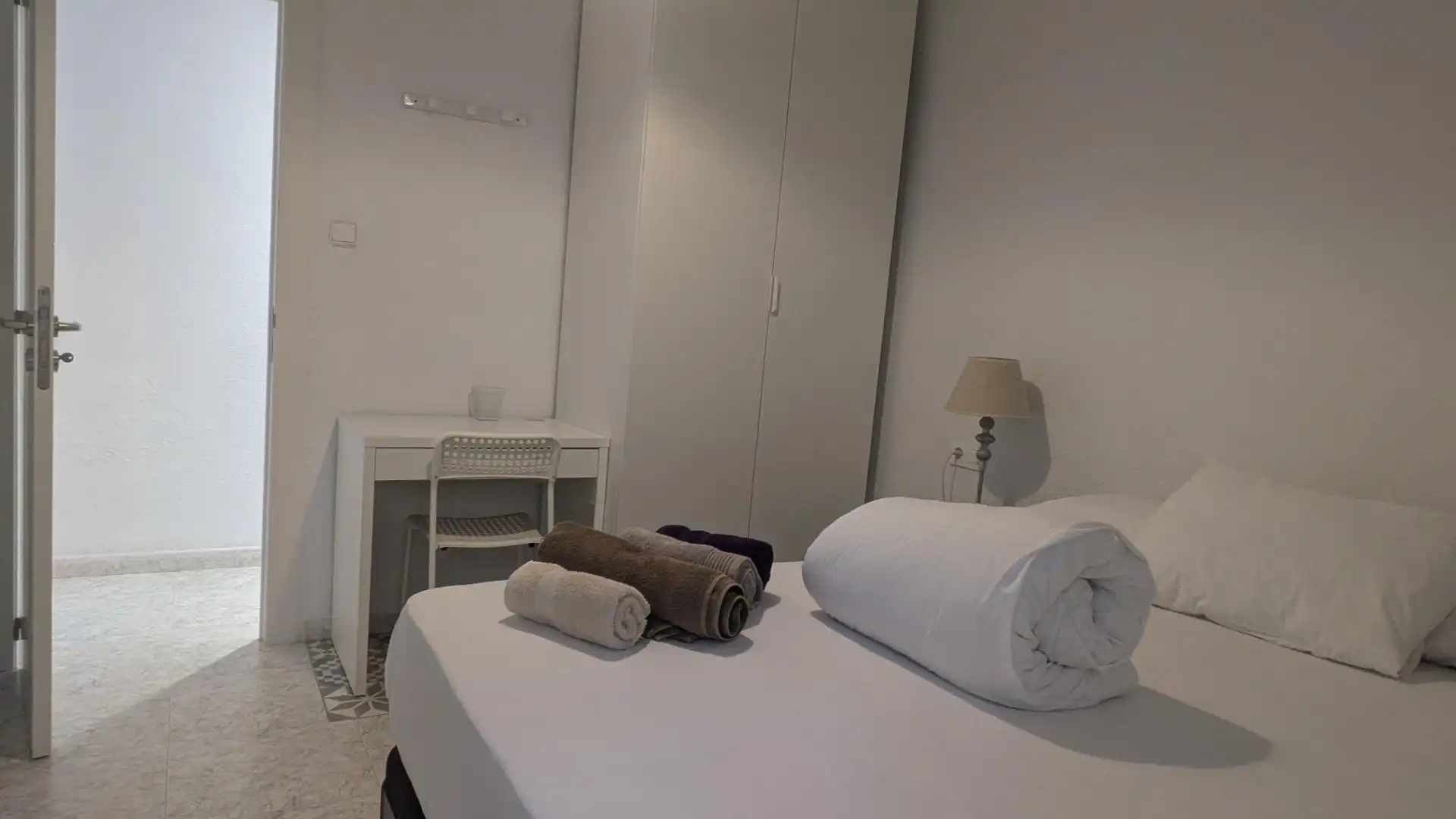 Bedroom of Flat for rent in Valencia  with Air Conditioner